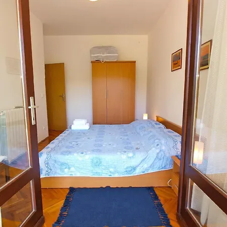 Fuer 5 Personen Ca 47 Qm In Rabac, Istrien Bucht Von Apartment Rabac