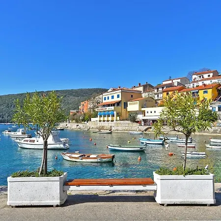 Fuer 5 Personen Ca 47 Qm In Rabac, Istrien Bucht Von Rabac